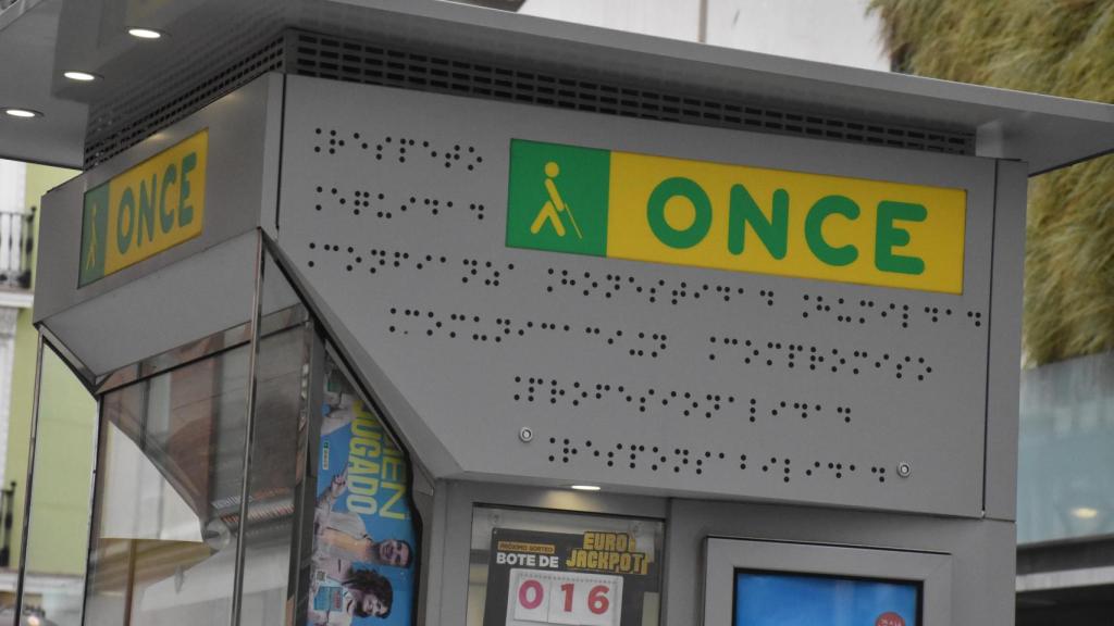 Quiosco de la ONCE en Valladolid (3)
