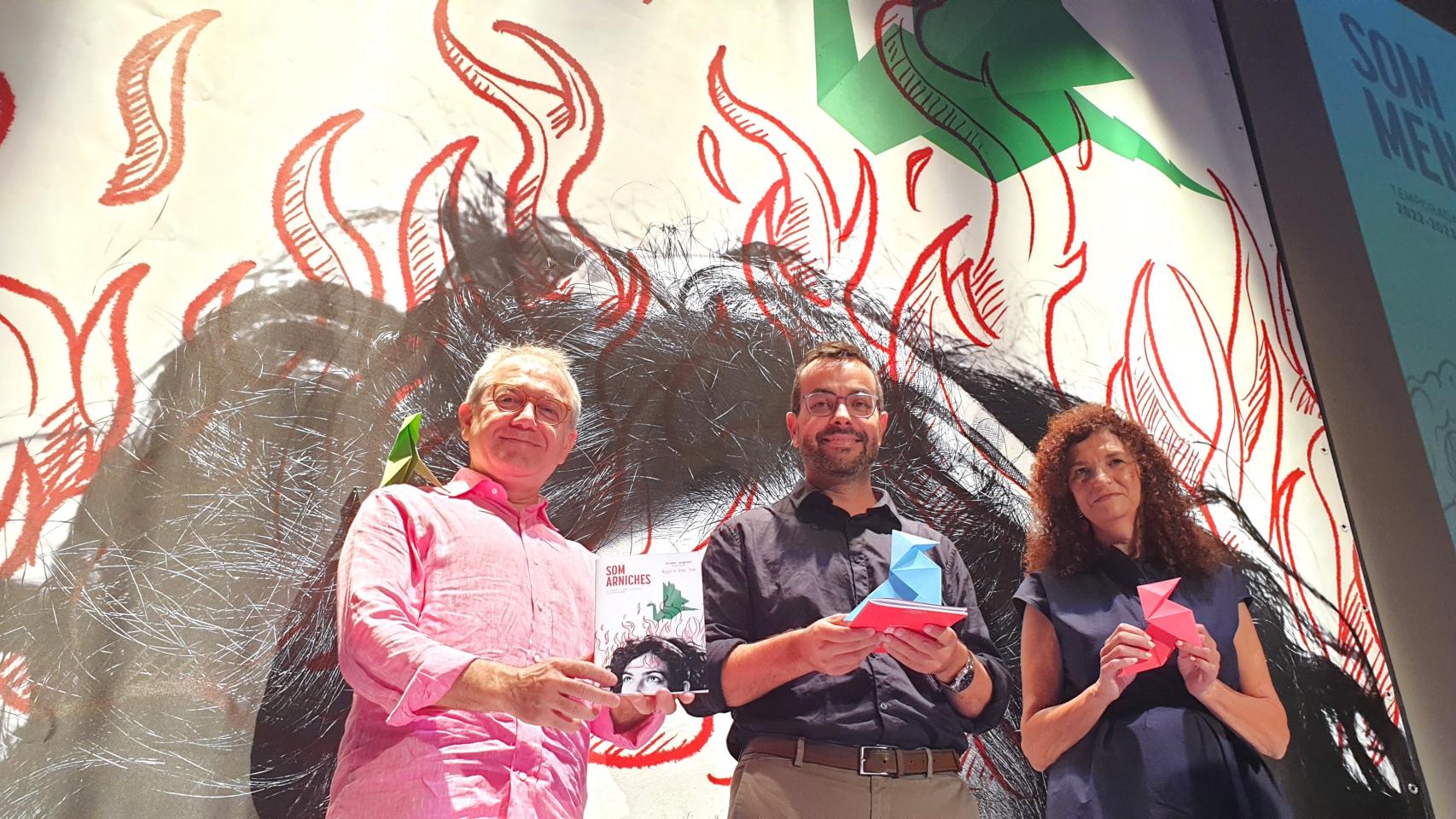 Abel Guarinos, Ximo López y Alicia Garijo, en la presentación de temporada del Arniches.