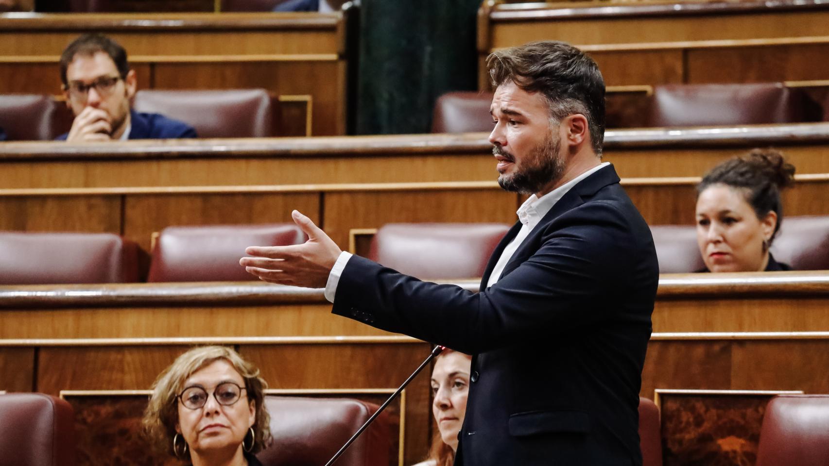 El portavoz de ERC en el Congreso de los Diputados, Gabriel Rufián, interviene en la sesión de control.