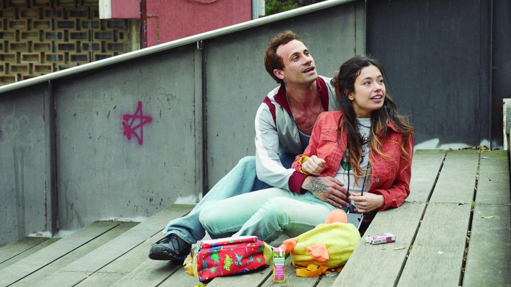 Oriol Pla y Anna Castillo en 'Girasoles silvestres'.