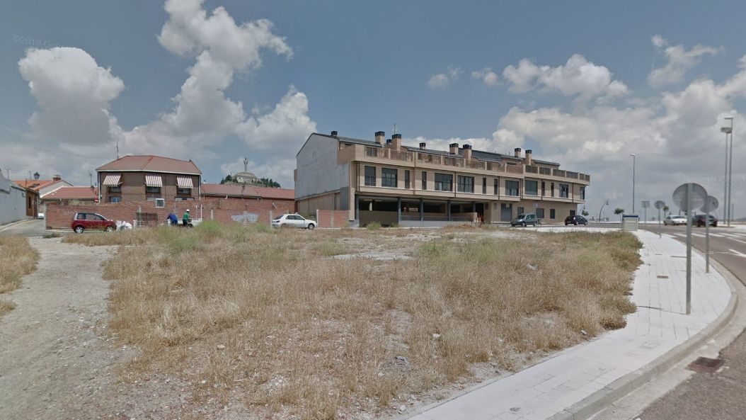 Solar en la calle de Luis Vives en el que se construirá el Instituto Legal de Medicina