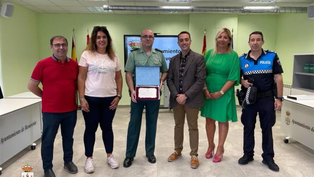 Despedida al capitán de la Guardia Civil de Benavente, Eduardo Vicente Nieto