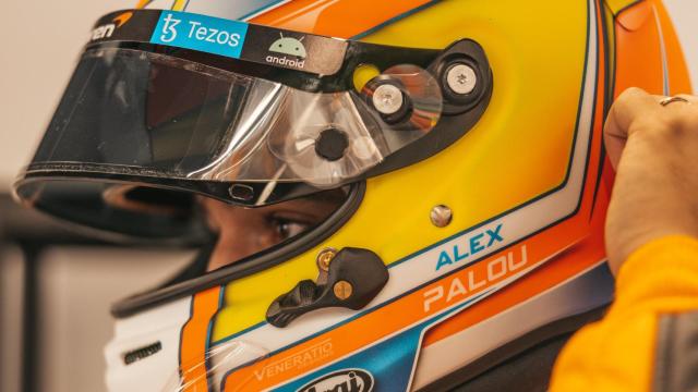 Alex Palou durante su test con McLaren en Barcelona