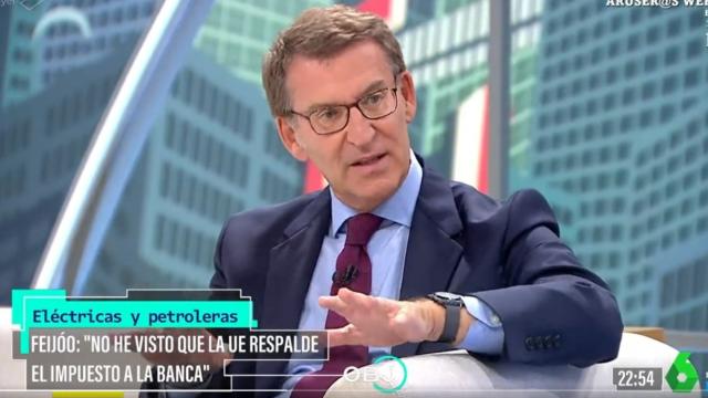 Feijóo apoyaría una tasa a las eléctricas si gravara los beneficios como la UE y no los ingresos como Sánchez
