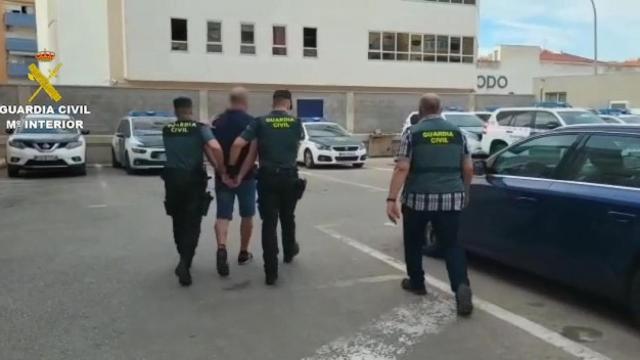 Localizan y detienen a un hombre que atropelló a una joven a la salida de una discoteca de Torrevieja