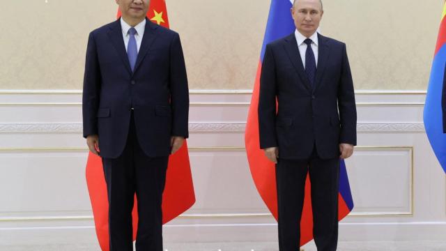 Rusia China