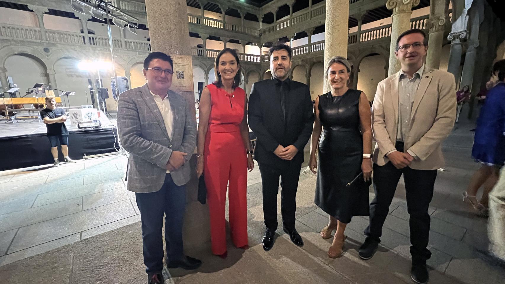 La ministra Reyes Maroto y la alcaldesa de Toledo han participado en la Noche del Patrimonio en la capital de Castilla-La Mancha