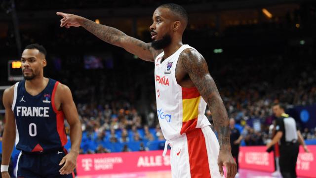 Lorenzo Brown durante un ataque de España