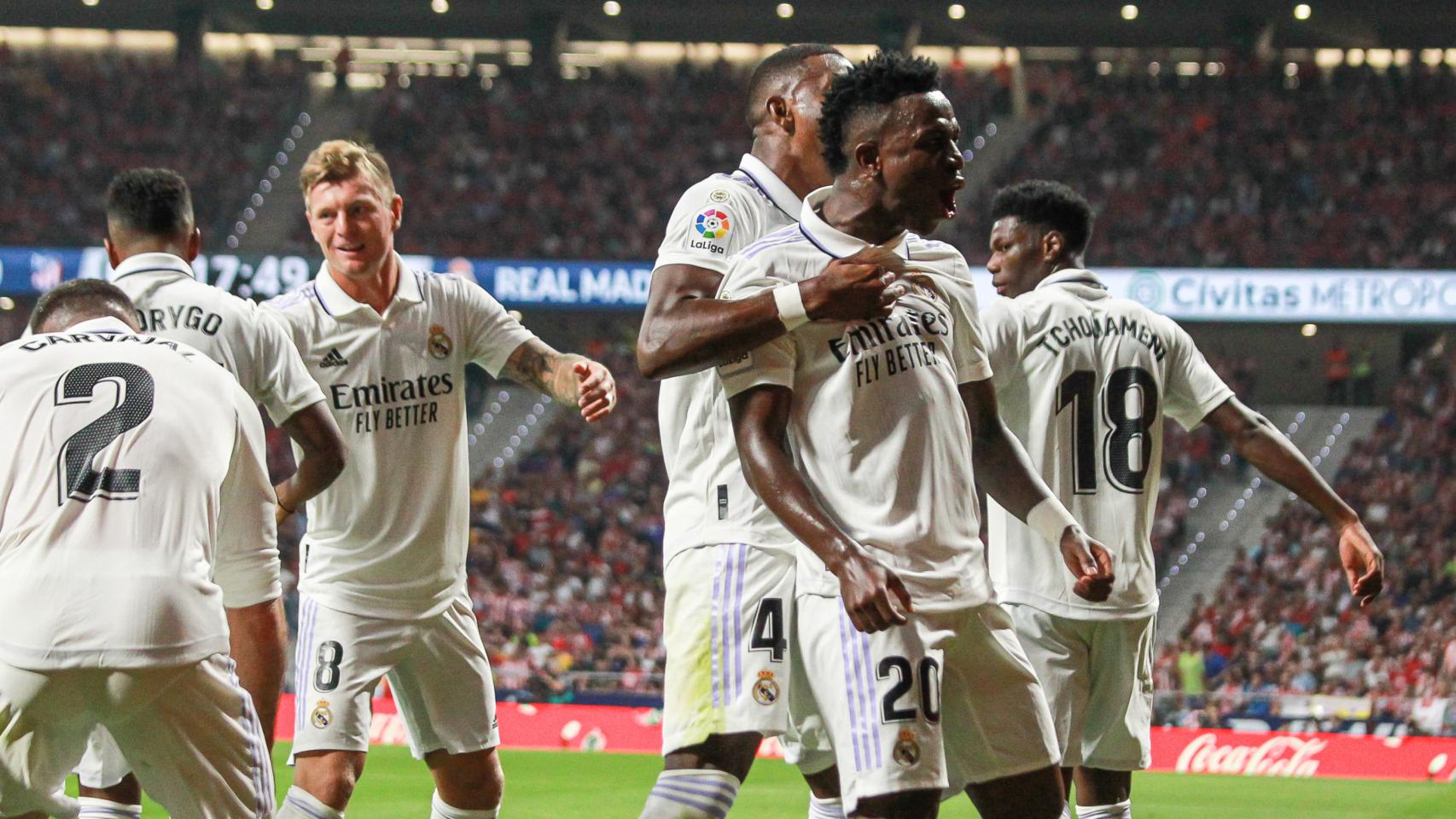 Vinicius celebra un gol del Real Madrid en el Wanda Metropolitano