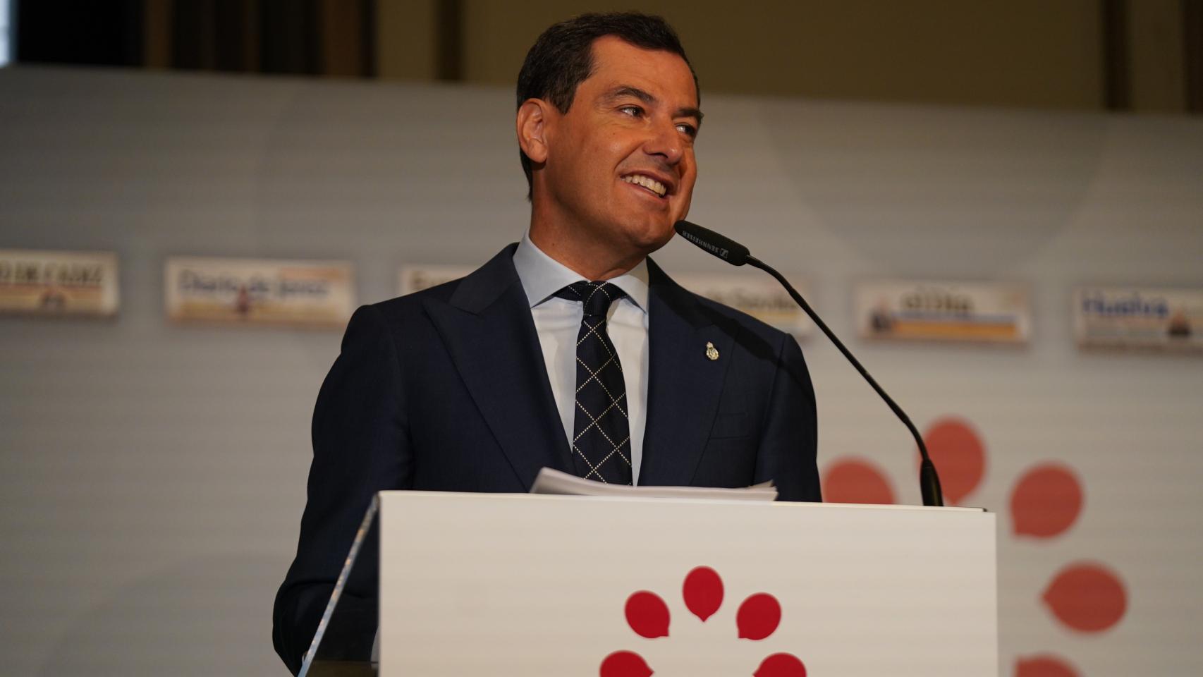 El presidente de la Junta de Andalucía, Juanma Moreno, en un desayuno informativo en Madrid.