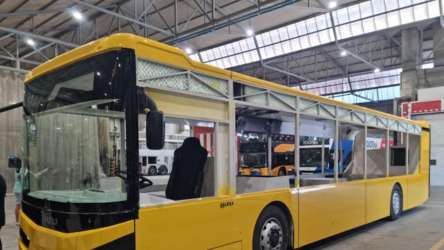 Nuevos autobuses con los que contará el Ayuntamiento de Ourense a partir de 2023.