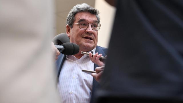 José Luis Escrivá, ministro de Inclusión, Seguridad Social y Migraciones, en el Senado este martes.