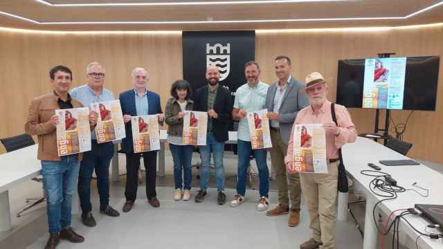 Presentación de la programación con motivo del Día Internacional de las Personas Mayores en Pontevedra.