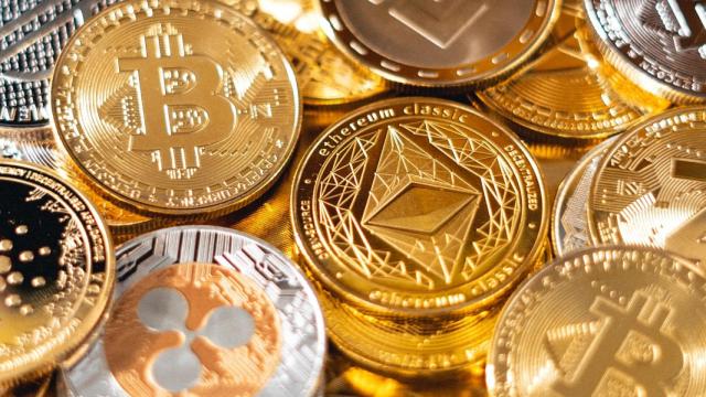 Estafan 60.000 euros en criptomonedas a un ciudadano de Castellón con un simulador de trading