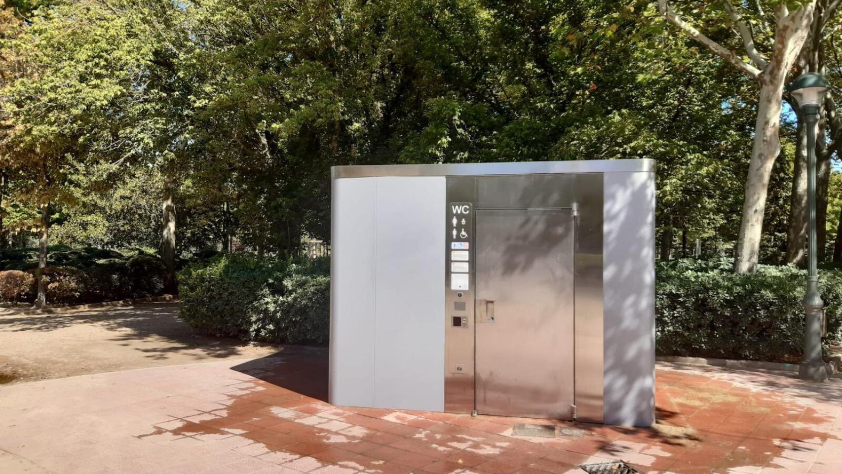 Un baño público en Valladolid