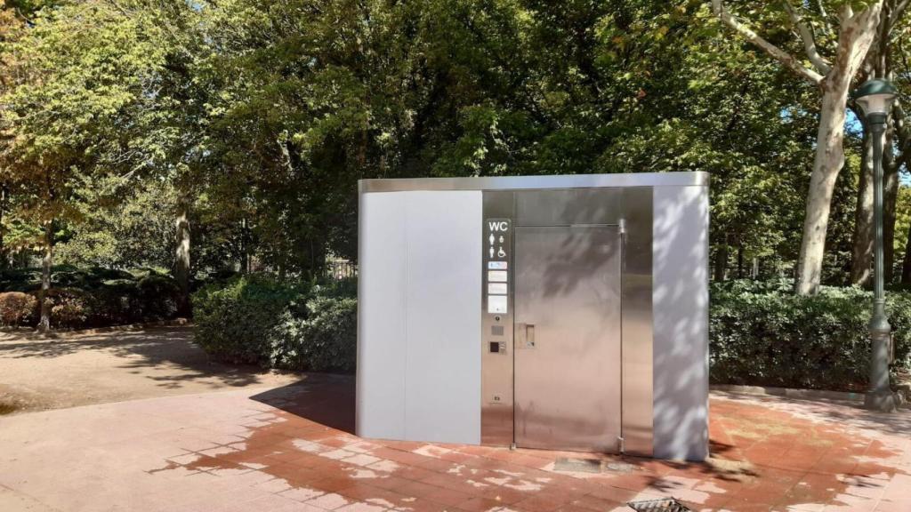 Un baño público en Valladolid