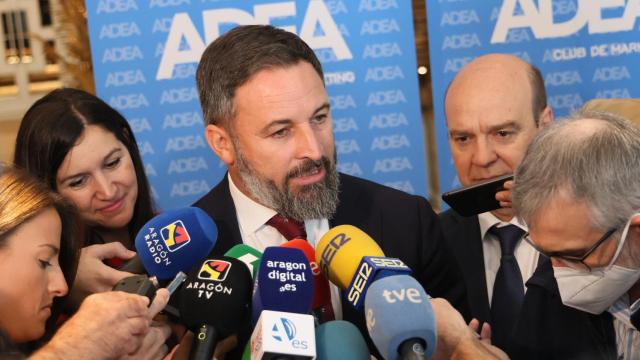 Santiago Abascal atiende a la prensa en una foto de archivo