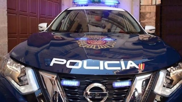 Un coche de la Policía Nacional, en imagen de archivo.