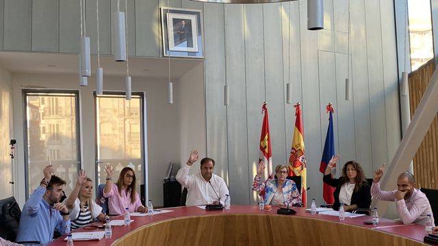 Sesión plenaria del Ayuntamiento de Guijuelo.