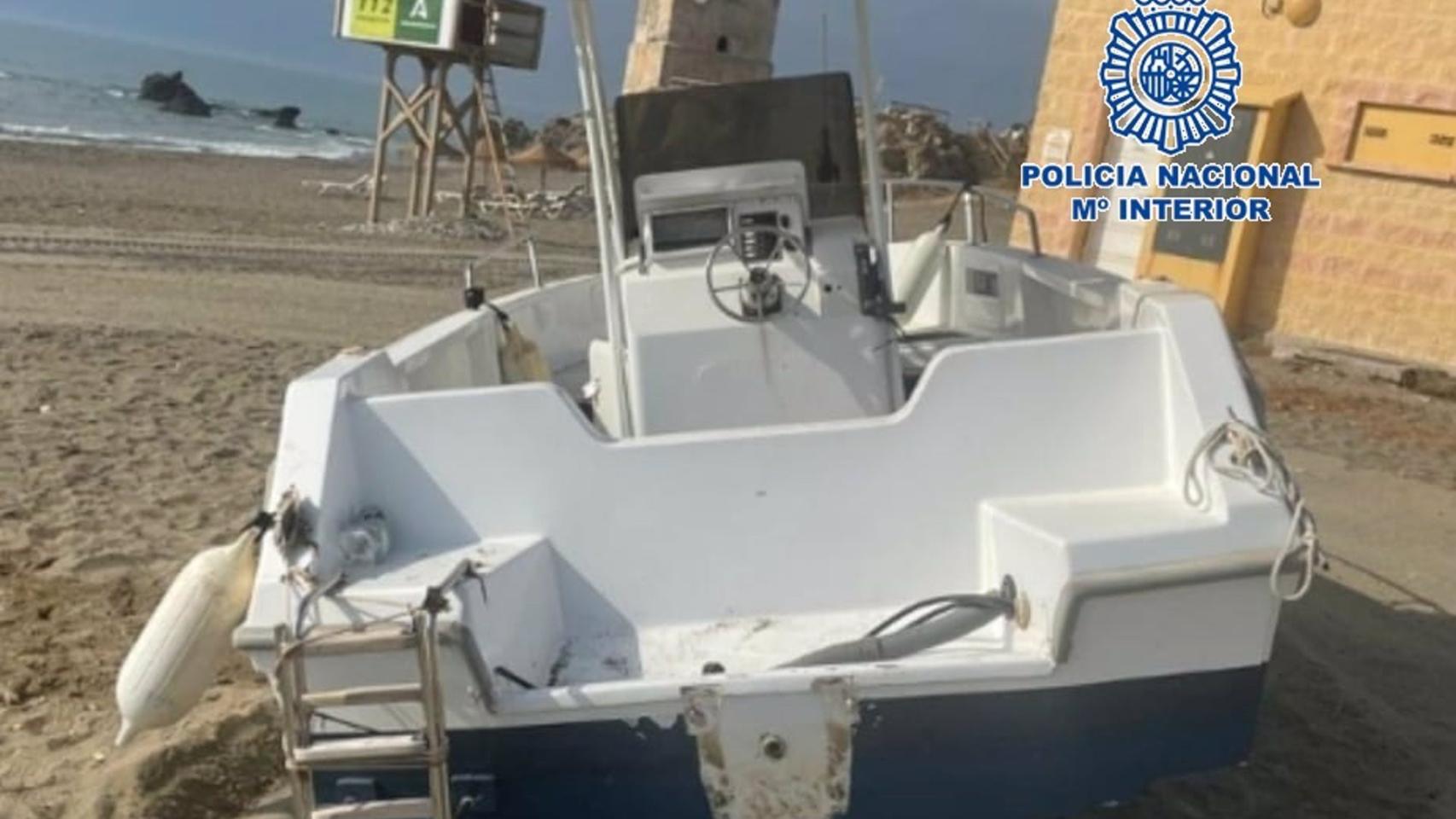 Imagen de la embarcación.