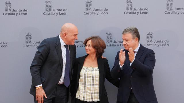 Carnero confía al nuevo director de Función Pública atender los derechos de funcionarios y consejerías