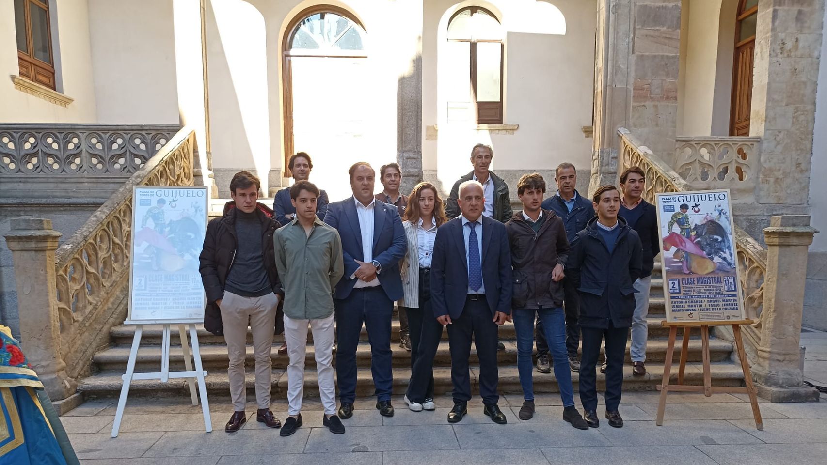 Presentación de la Clase Magistral en el patio La Salina