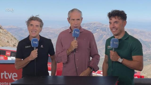 Carlos de Andrés (centro) hizo una desafortunada anotación sobre la localidad de Mancha Real.