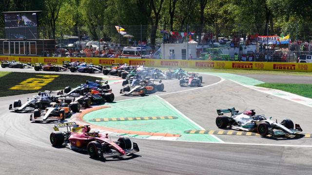 Llegada a una de las curvas más complicadas del circuito de Monza