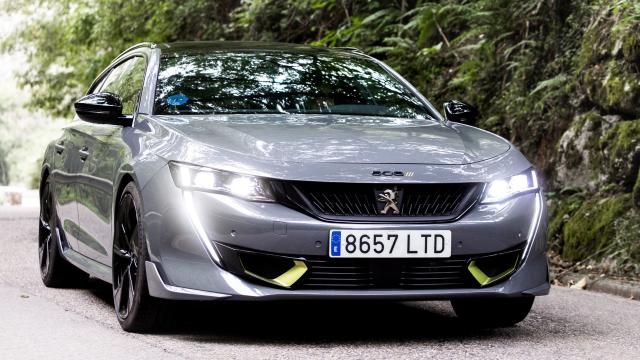 Nos vamos al Rally de Llanes con el Peugeot 508 SW PSE: de naturaleza deportiva y 360 CV