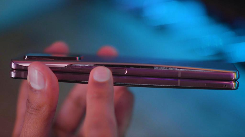 Móvil con batería hinchada