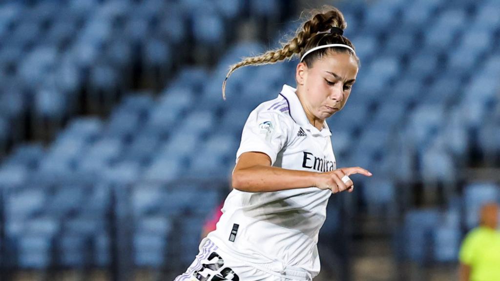 Athenea del Castillo, en un partido del Real Madrid Femenino de la temporada 2022/2023