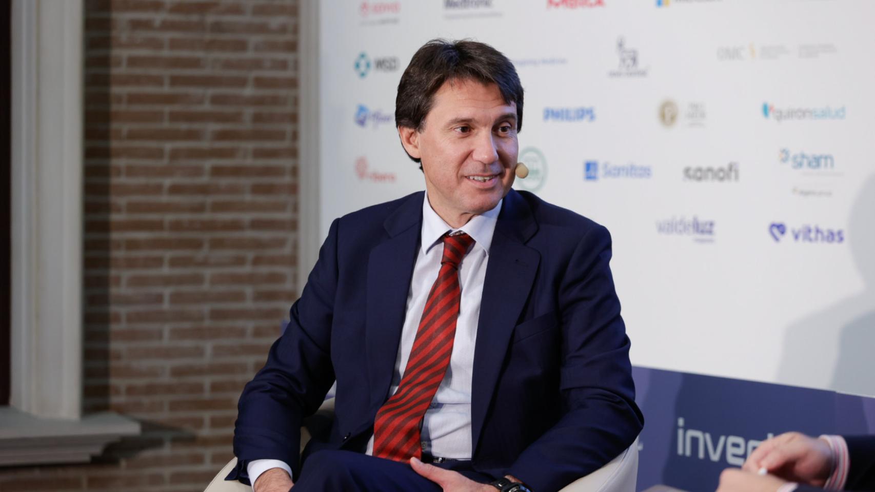 Juan López Belmonte, presidente de Laboratorios Rovi, durante su conversación bajo el título 'Tejido industrial', en la tercera jornada del III Simposio del Observatorio de la Sanidad.