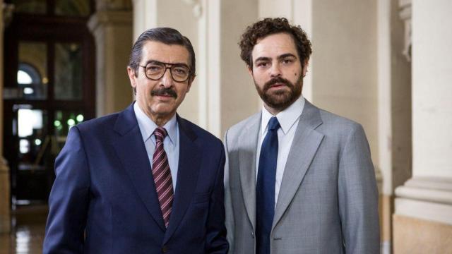 Ricardo Darín y Peter Lanzanien un fotograma de 'Argentina 1985'.