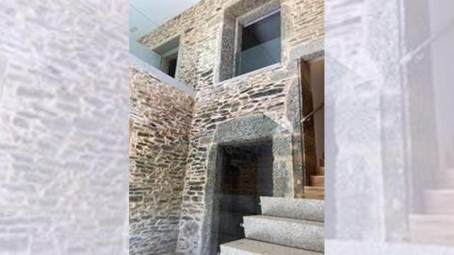 Rehabilitación del antiguo edificio de Correos de Arzúa (A Coruña), por parte del Ministerio de Transporte, Movilidad y Agenda Urbana (Mitma)