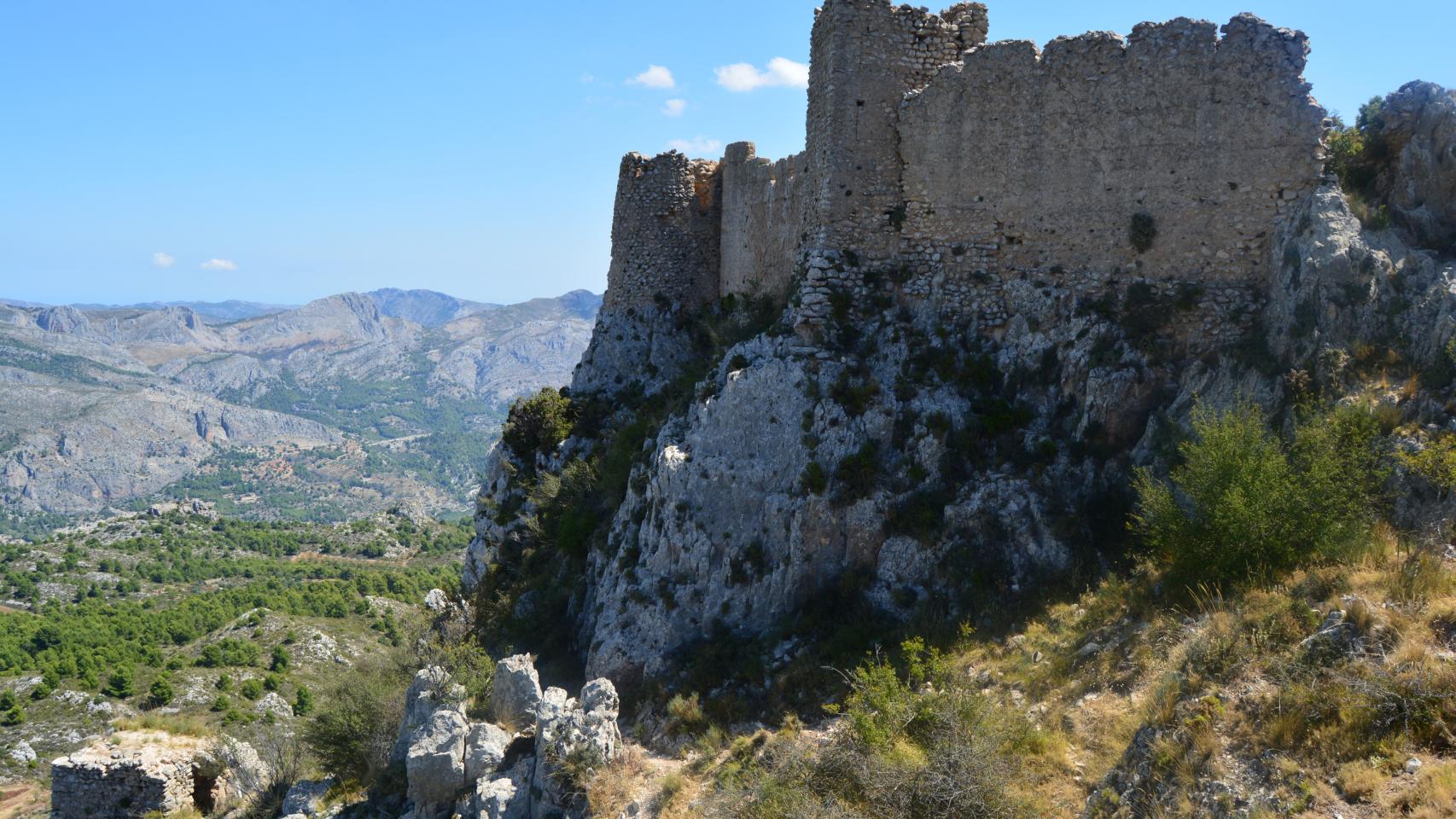 Castillo de Aljofra, Confides (Alicante).