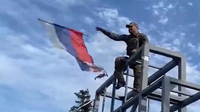 Soldados ucranianos celebran la liberación de algunas regiones en el este y sur del país.