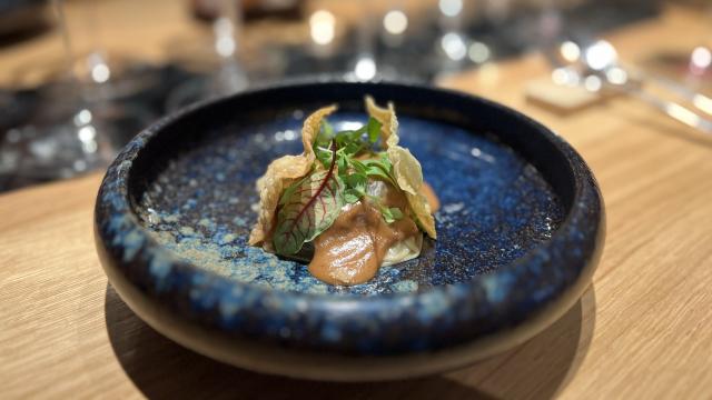 Aitor Esnal, cocina de entorno en Logroño con raíces asiáticas