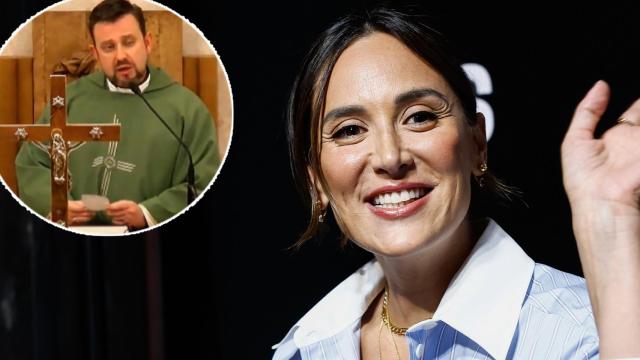 Emilio Jesús, cura de Valdepeñas, junto a Tamara Falcó en un montaje de El Español.