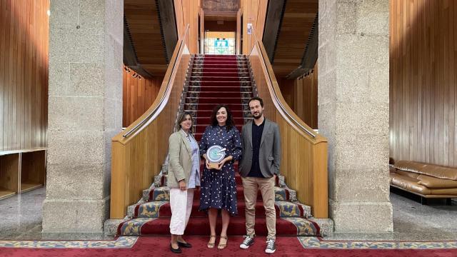 La agencia Nasas gana uno de los galardones de los Premios da Publicidade en Galego.