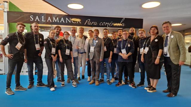 El concejal de Turismo, Fernando Castaño, apoya la gastronomía salmantina en San Sebastián Gastronomika