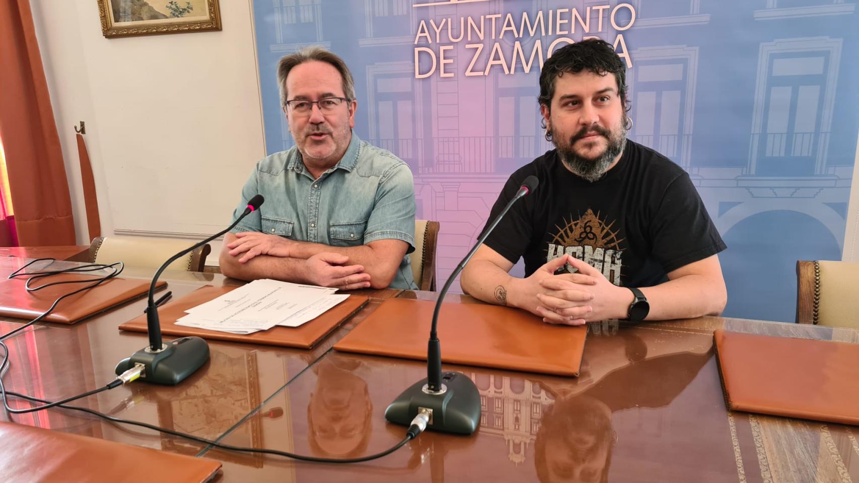 El alcalde de Zamora, Francisco Guarido; y el concejal de Economía, Diego Bernardo