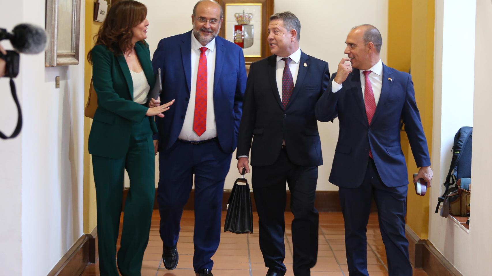 Las mejores imágenes que está dejando el Debate sobre el Estado de la Región