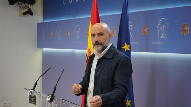 Néstor Rego.