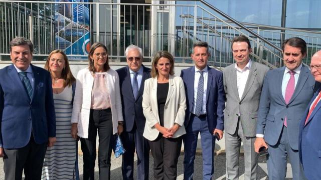 La visita de las ministras Reyes Maroto y Teresa Ribera a la empresa TVITEC en El Bierzo