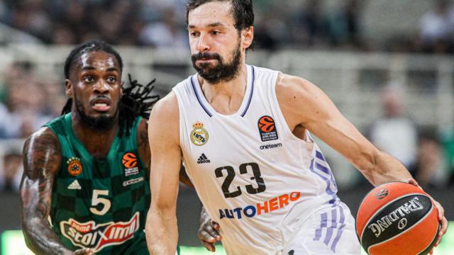 Sergio Llull dirige un ataque del Real Madrid ante Panathinaikos