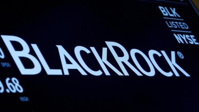 Logo de BlackRock en la Bolsa de Nueva York.
