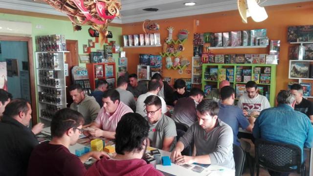 Las tiendas frikis crean comunidades de lo más divertidas.