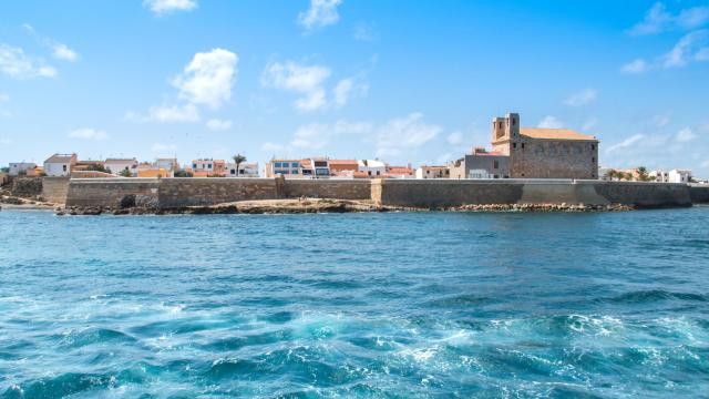 Isla de Tabarca, la única habitada de la Comunitat Valenciana.