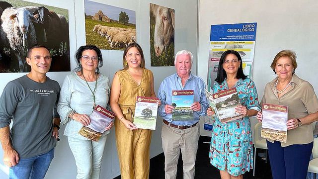 La vicepresidenta de la Diputación de Albacete, Amparo Torres, ha mostrado su satisfacción por las expectativas que ha despertado la I Feria Internacional del Queso de Albacete 'Fiqab'