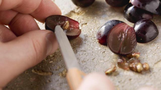 Las semillas de la uva son ricas en procianidinas B.